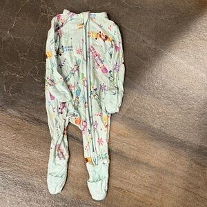 Posh Peanut Bamboo Nut Cracker Zipper Pajama -0/3 m